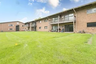 7413 Brookdale Dr, Darien, IL 60561 - Photo 18
