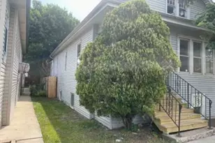 5417 S Sacramento Ave, Chicago, IL 60632 - Photo 4