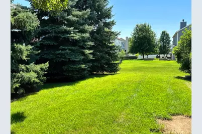 945 Forest View Way, Antioch, IL 60002 - Photo 10