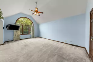 1841 Helen Ct, Wheaton, IL 60189 - Photo 20