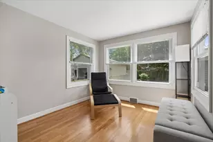 2422 Ridgeway Ave, Evanston, IL 60201 - Photo 18