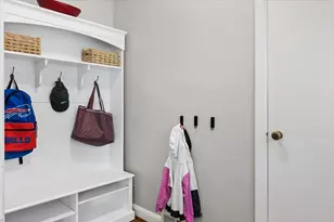 2422 Ridgeway Ave, Evanston, IL 60201 - Photo 2