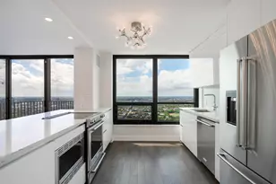 2020 N Lincoln Park W, Chicago, IL 60614 - Photo 8