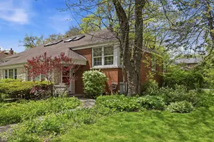 414 Barton Ave, Evanston, IL 60202 - Photo 2