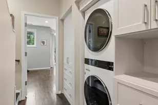 473 N Clinton St, Chicago, IL 60654 - Photo 22