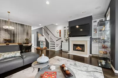 473 N Clinton Street, Chicago, IL 60654 - Photo 10