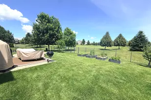 327 Shelbourne Rd, Volo, IL 60073 - Photo 26