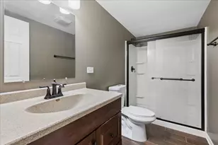 327 Shelbourne Rd, Volo, IL 60073 - Photo 22