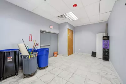944 E Roosevelt Road, West Chicago, IL 60185 - Photo 12