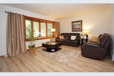 2404 Winnetka Drive, Rockford, IL 61108 - Photo 4