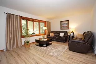2404 Winnetka Dr, Rockford, IL 61108 - Photo 4