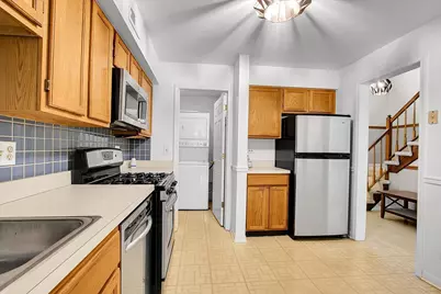 1735 Portsmith Lane #8-3, Arlington Heights, IL 60004 - Photo 4