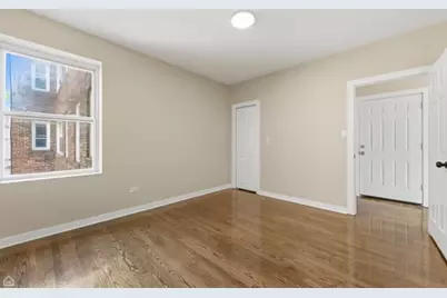 7741 S Phillips Avenue #2, Chicago, IL 60649 - Photo 8
