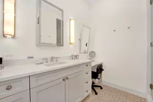 103 W Chestnut St, Chicago, IL 60610 - Photo 22