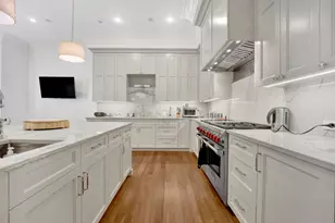 103 W Chestnut St, Chicago, IL 60610 - Photo 8