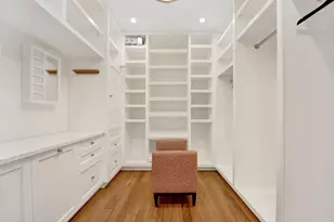 103 W Chestnut St, Chicago, IL 60610 - Photo 18