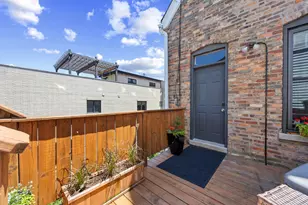1920 W Dickens Ave, Chicago, IL 60614 - Photo 22