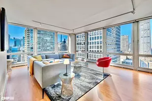 880 N Lake Shore Dr, Chicago, IL 60611 - Photo 2