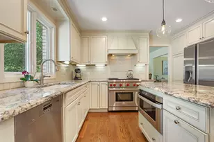 1434 Woodhill Dr, Northbrook, IL 60062 - Photo 12