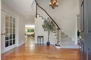 1434 Woodhill Dr, Northbrook, IL 60062 - Photo 2