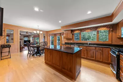 8S765 Singletree Lane, Naperville, IL 60565 - Photo 10