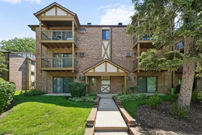 835 S Dwyer Avenue #A, Arlington Heights, IL 60005 - Photo 1