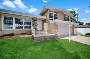 14940 Oak St, Dolton, IL 60419 - Photo 2