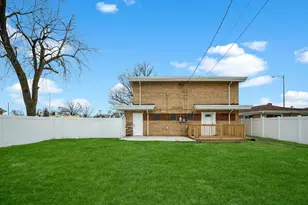 14940 Oak St, Dolton, IL 60419 - Photo 32