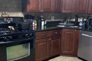1003 Centurion Ln, Vernon Hills, IL 60061 - Photo 8