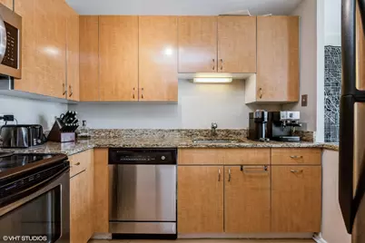 111 E Chestnut Street #26D, Chicago, IL 60611 - Photo 6