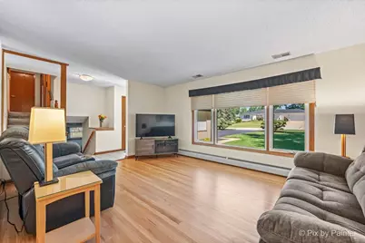 113 W Monterey Avenue, Schaumburg, IL 60193 - Photo 4