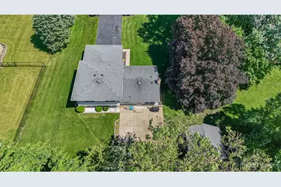 113 W Monterey Avenue, Schaumburg, IL 60193 - Photo 34