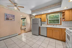 113 W Monterey Ave, Schaumburg, IL 60193 - Photo 8