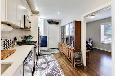 3313 N Kenneth Avenue, Chicago, IL 60641 - Photo 6
