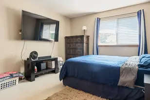 18 Forest Wood Ln, Park Forest, IL 60466 - Photo 18