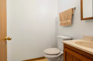 18 Forest Wood Ln, Park Forest, IL 60466 - Photo 10