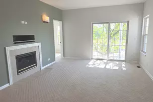 3299 Stratford Ct, Lake Bluff, IL 60044 - Photo 4