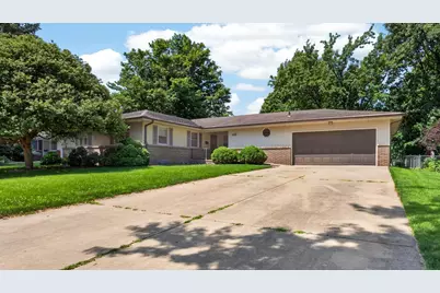 305 Centennial Avenue, Normal, IL 61761 - Photo 46