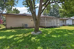 305 Centennial Ave, Normal, IL 61761 - Photo 42