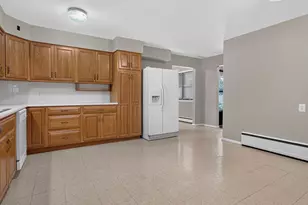 305 Centennial Ave, Normal, IL 61761 - Photo 6