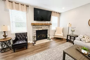 32000 Savannah Dr, Lakemoor, IL 60051 - Photo 6