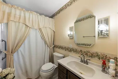 3S582 Behrs Circle Drive, Warrenville, IL 60555 - Photo 16