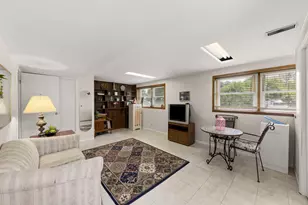 3S582 Behrs Circle Dr, Warrenville, IL 60555 - Photo 18