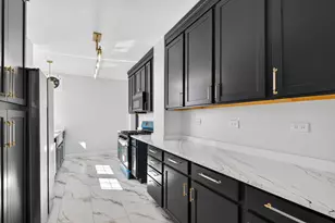 6901 S Oglesby Ave, Chicago, IL 60649 - Photo 26