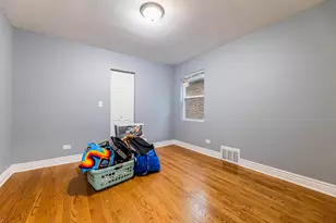 7638 S Laflin St, Chicago, IL 60620 - Photo 12