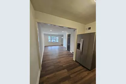 4025 W 58th Place, Chicago, IL 60629 - Photo 4