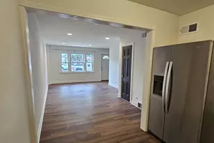 4025 W 58th Pl, Chicago, IL 60629 - Photo 4