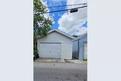 4025 W 58th Place, Chicago, IL 60629 - Photo 18