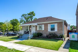 3461 N Pacific Ave, Chicago, IL 60634 - Photo 1