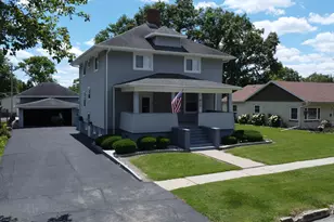 612 E Jones St, Milford, IL 60953 - Photo 4